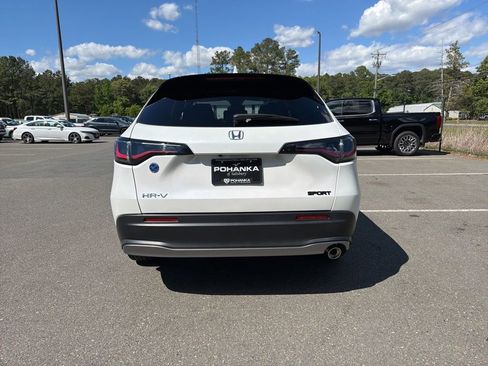 Certified 2024 Honda HR-V Sport image 6
