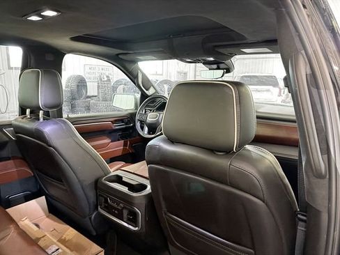 Used 2024 GMC Sierra 1500 Denali Ultimate AWD/4WD image 11