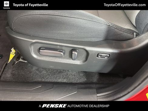 Used 2023 Toyota Tacoma TRD Off-Road w/ Advanced Technology Package image 21