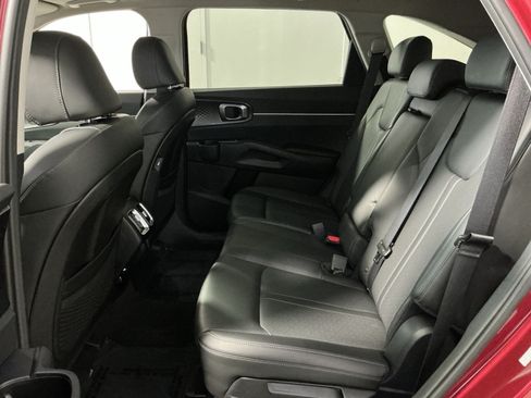 Used 2023 Kia Sorento S w/ Panoramic Sunroof Package FWD image 26