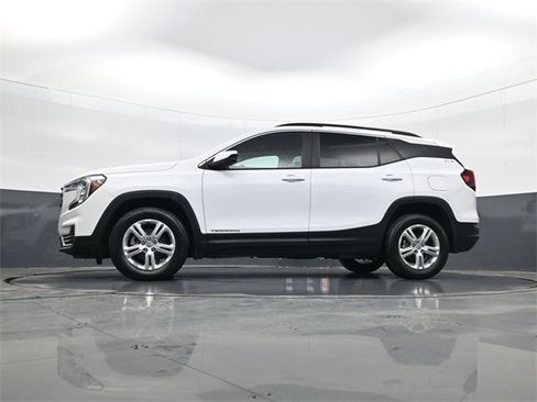 Used 2022 GMC Terrain SLE w/ Driver Convenience Package image 28