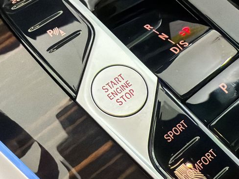 New 2026 BMW X5 sDrive40i image 23