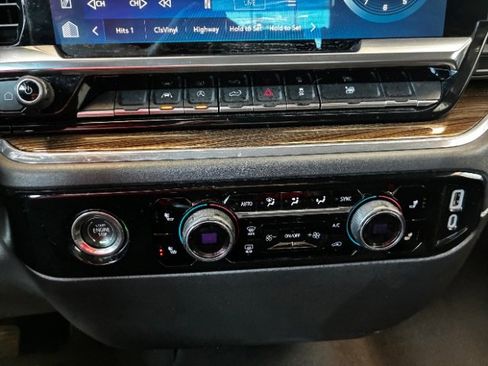 Used 2023 Chevrolet Silverado 1500 RST image 23