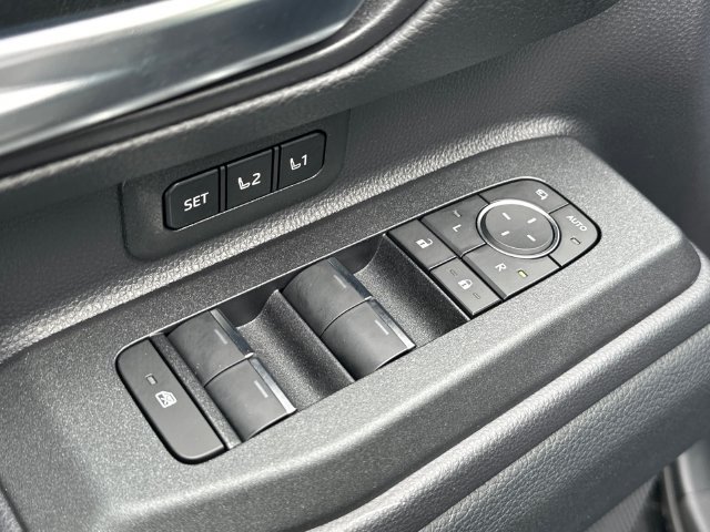 Used 2027 Toyota Land Cruiser w/ Premium Package AWD/4WD image 19