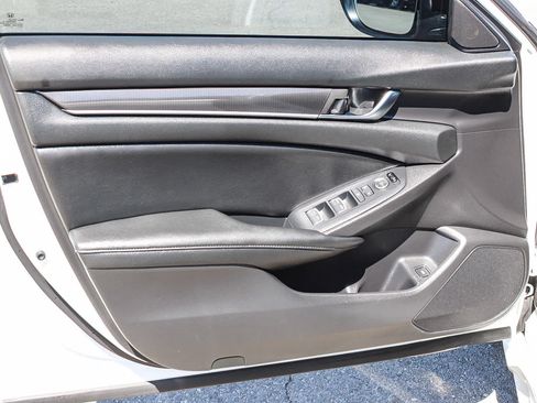 Used 2020 Honda Accord Sport image 21