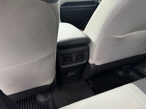 Used 2025 Toyota RAV4 XLE w/ Convenience Package FWD image 24