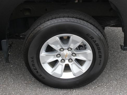 Used 2025 Chevrolet Silverado 1500 LT AWD/4WD image 38