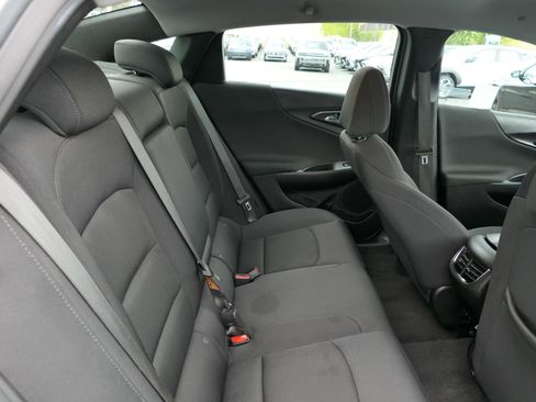 Used 2024 Chevrolet Malibu LT FWD image 24