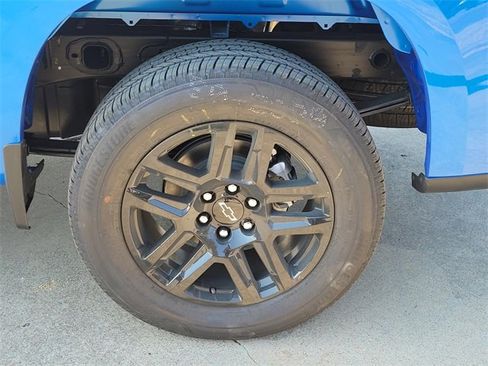 New 2026 Chevrolet Silverado 1500 Custom image 4