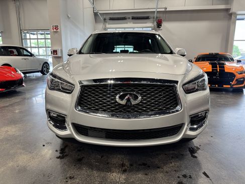 Used 2017 INFINITI QX60 Luxe w/ Premium Plus Package AWD/4WD image 8