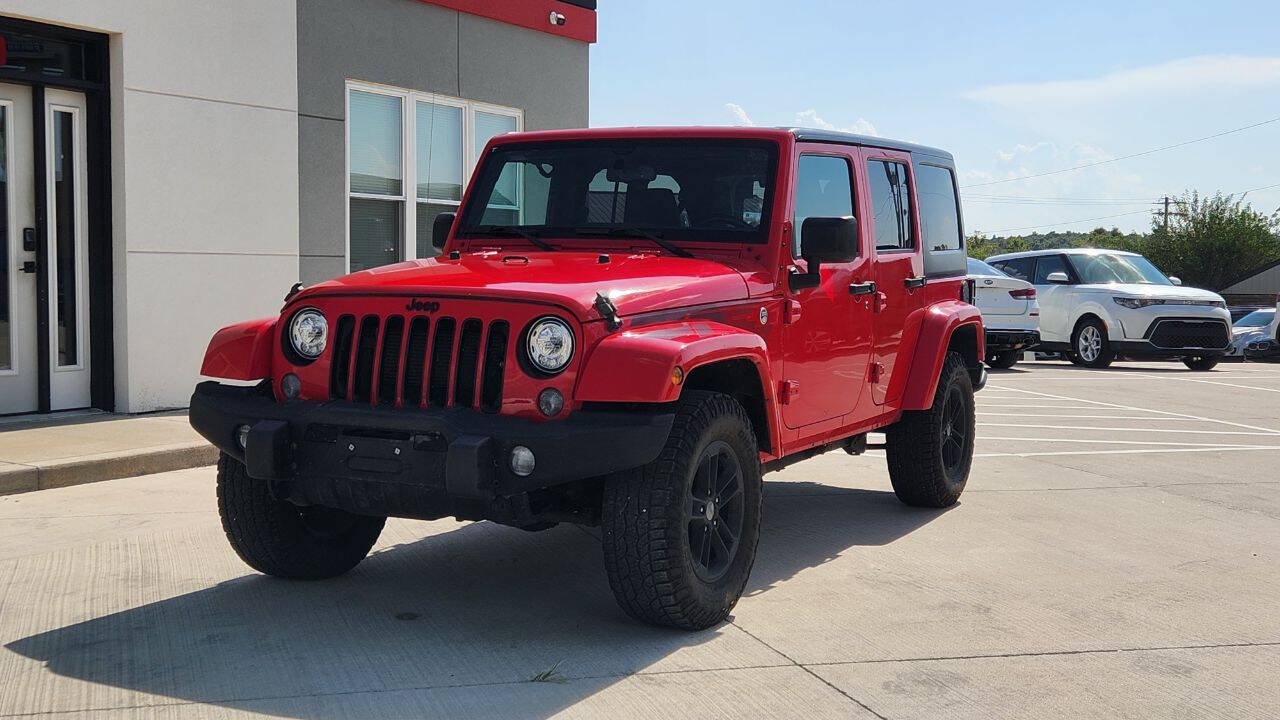 Used 2017 Jeep Wrangler Unlimited Sahara AWD/4WD image 24