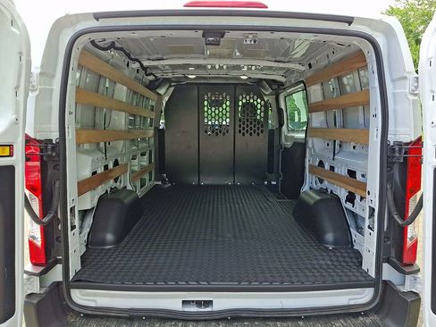 Used 2025 Ford Transit 250 Low Roof w/ Exterior Upgrade Package RWD image 32