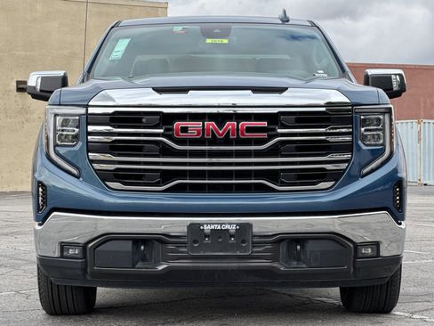 Used 2024 GMC Sierra 1500 SLT AWD/4WD image 6