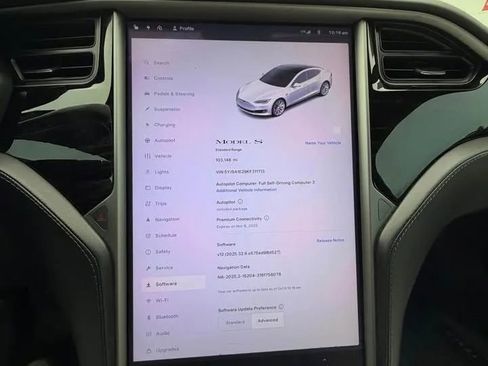 Used 2019 Tesla Model S Standard Range image 11