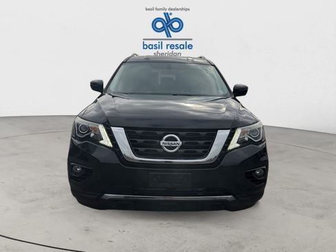 Used 2018 Nissan Pathfinder SL AWD/4WD image 10