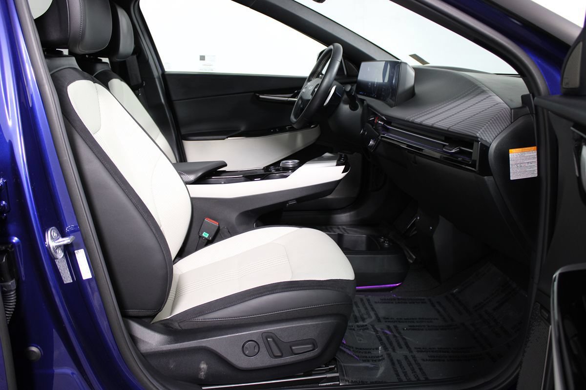 Used 2023 Kia EV6 GT-Line w/ GT-Line White Seat Package RWD image 28