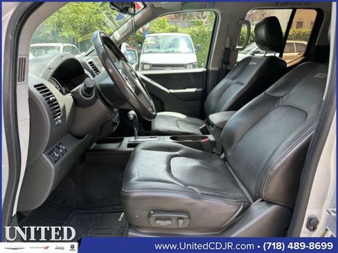 Used 2019 Nissan Frontier PRO-4X w/ Pro-4x Luxury Package image 14