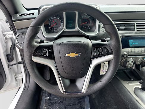 Used 2015 Chevrolet Camaro LS RWD image 11