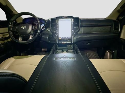 Used 2022 RAM 3500 Limited image 9