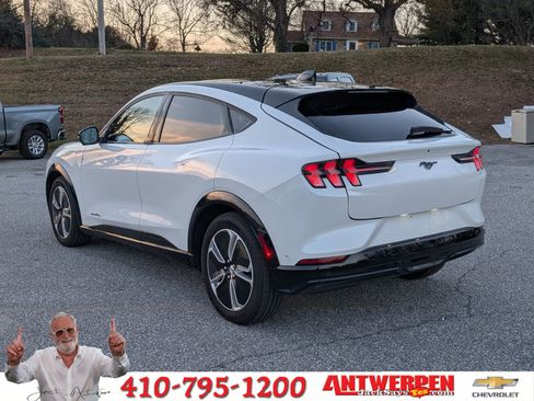 Used 2023 Ford Mustang Mach-E Premium image 5