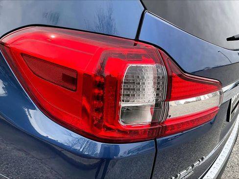 Used 2022 Subaru Ascent Premium w/ Convenience Package image 27