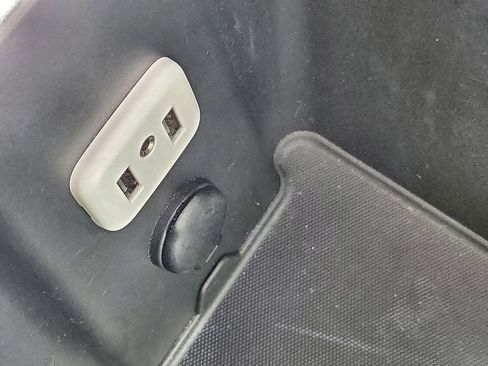 Used 2020 Buick Envision Essence w/ LPO, Active Package image 31