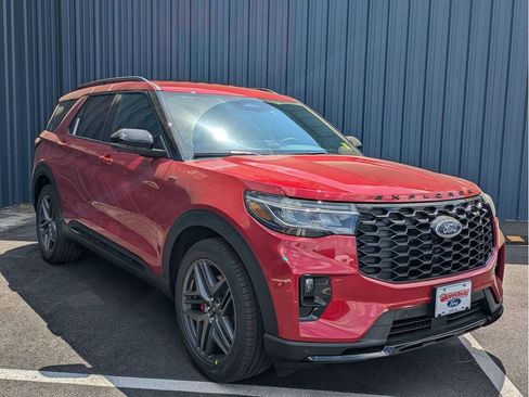 New 2026 Ford Explorer ST-Line image 4