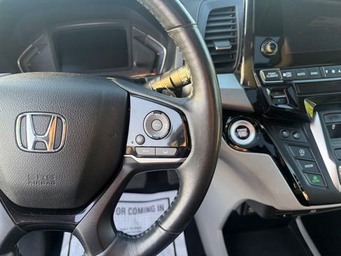 Used 2018 Honda Odyssey Elite image 11