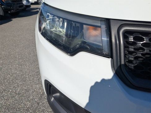 Used 2024 Jeep Compass Trailhawk image 10