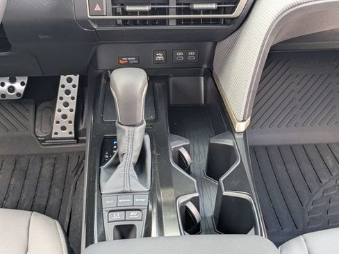 Used 2026 Toyota Camry SE FWD image 18