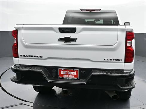 Used 2024 Chevrolet Silverado 2500 Custom w/ Custom Value Package AWD/4WD image 21