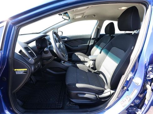 Used 2017 Kia Forte LX FWD image 12