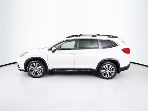 Used 2022 Subaru Ascent Limited w/ Technology Package AWD/4WD image 4