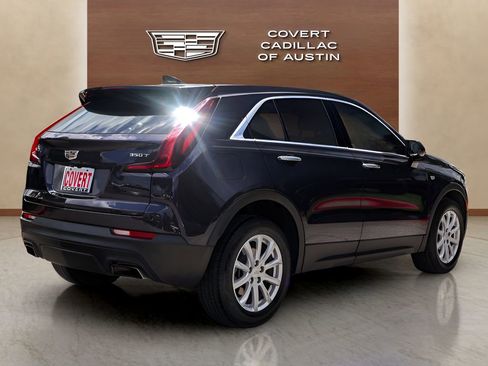 Used 2022 Cadillac XT4 Luxury FWD image 4