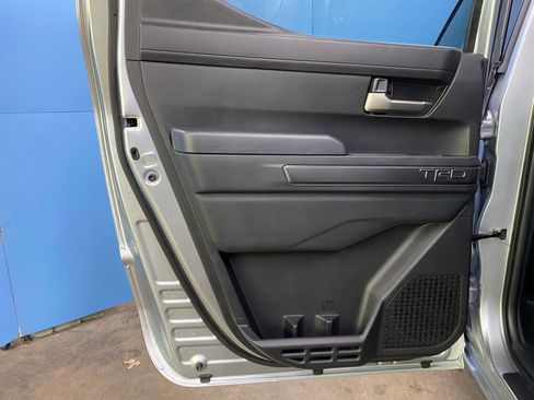 Used 2024 Toyota Tacoma TRD Sport image 38