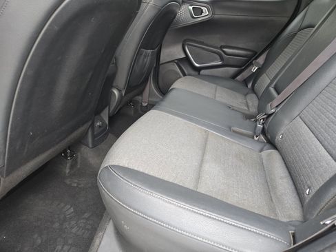 Used 2020 Kia Soul EX image 32