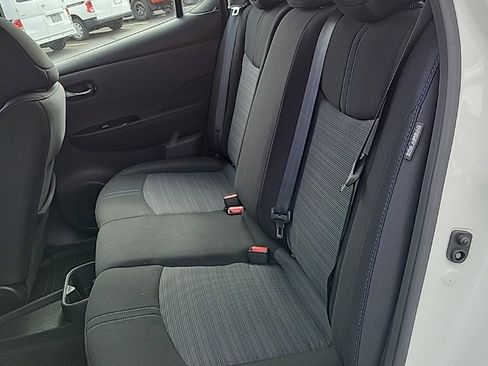 Used 2023 Nissan Leaf SV Plus image 18