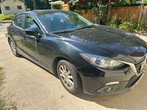Used 2016 MAZDA MAZDA3 i Grand Touring FWD image 9