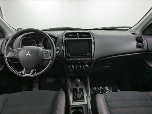 Used 2025 Mitsubishi Outlander Sport AWD image 24