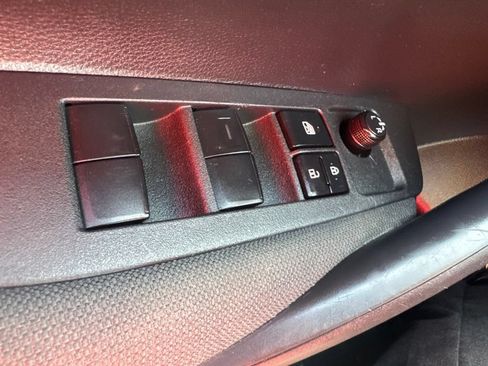 Used 2024 Toyota Corolla LE FWD image 18