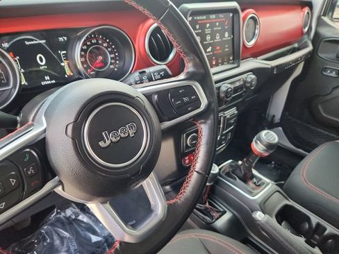 Used 2022 Jeep Wrangler Unlimited Rubicon w/ LED Lighting Group AWD/4WD image 36