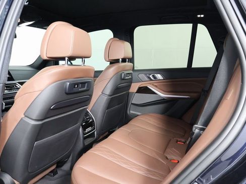 Used 2020 BMW X5 M50i AWD/4WD image 11