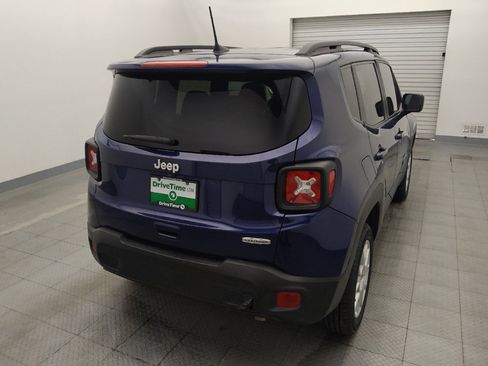Used 2021 Jeep Renegade Latitude FWD image 7