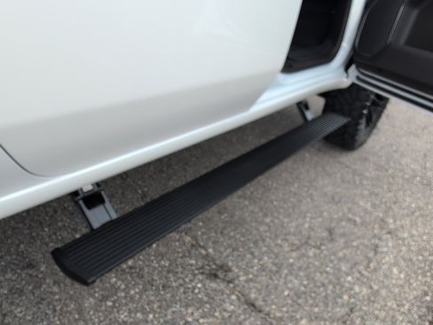 Used 2024 GMC Sierra 2500 SLT w/ SLT Premium Package image 13