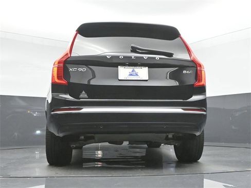 Used 2023 Volvo XC90 B6 Ultimate w/ Protection Package Premier image 44