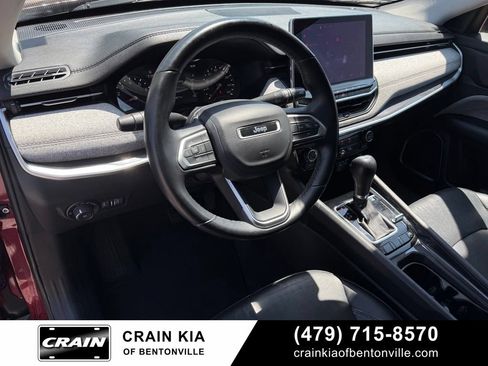 Used 2022 Jeep Compass Latitude AWD/4WD image 9