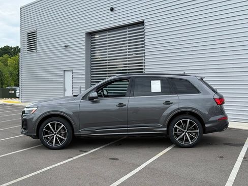 Used 2025 Audi Q7 2.0T Premium Plus w/ Premium Plus Package AWD/4WD image 11