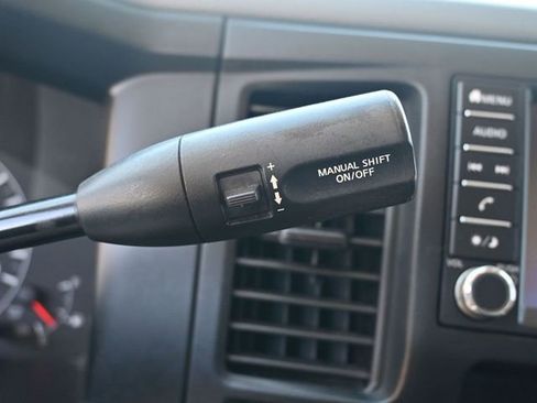 Used 2020 Nissan NV 2500 S image 25