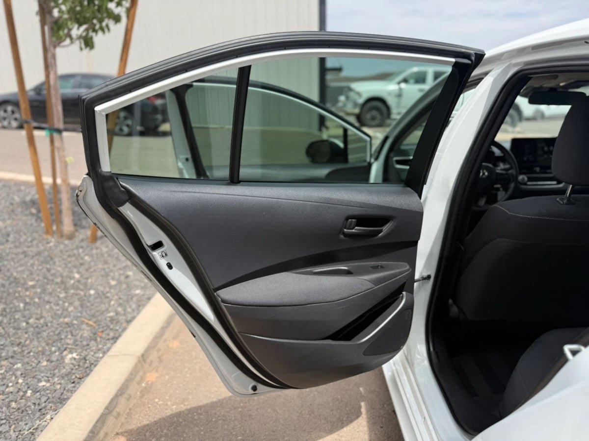 Used 2024 Toyota Corolla LE FWD image 38