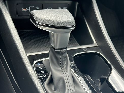 Used 2026 Hyundai Santa Cruz SEL FWD image 24